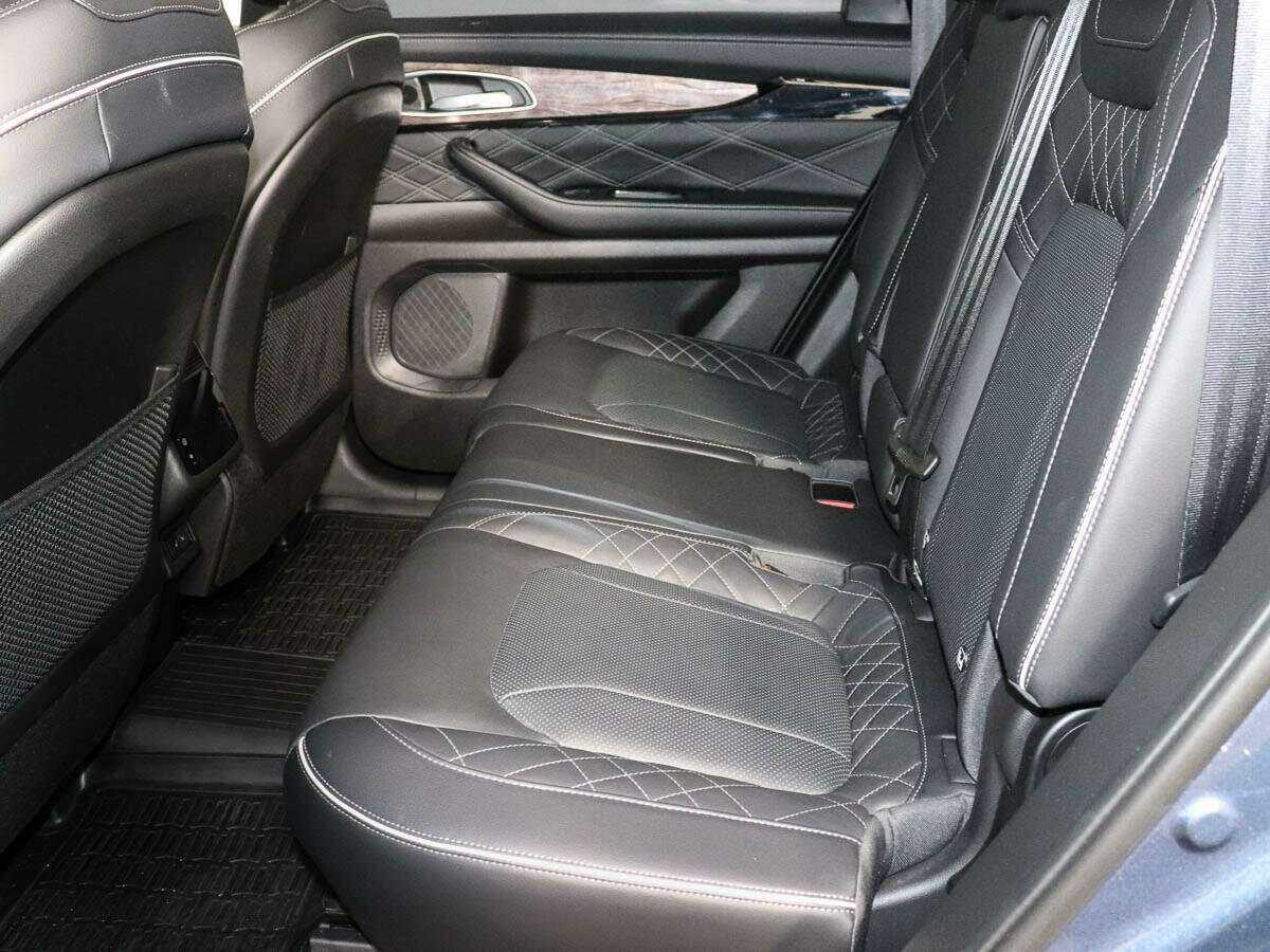 Купить EXEED VX с пробегом. Фото: #9