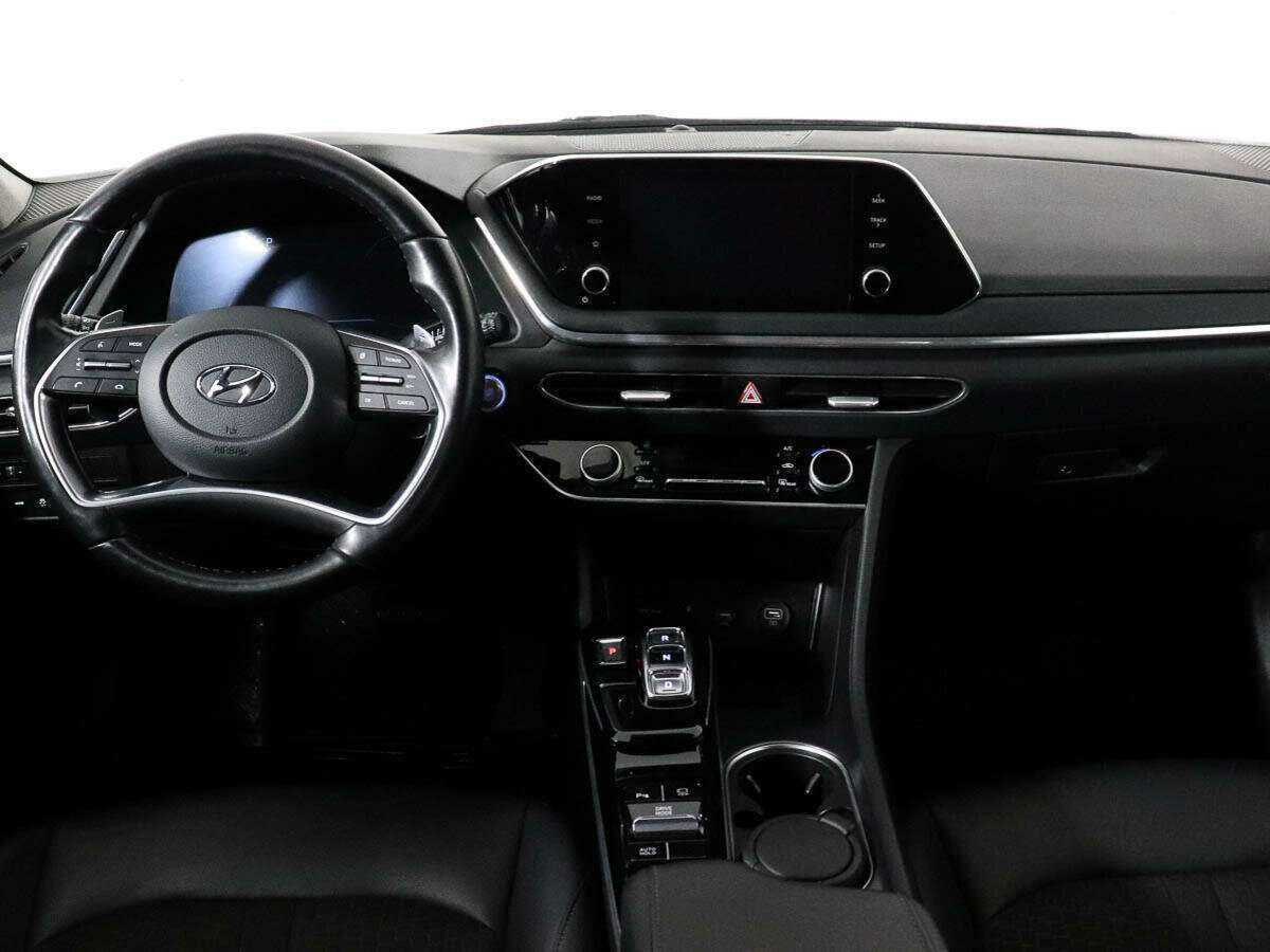 Купить Hyundai Sonata с пробегом. Фото: #9