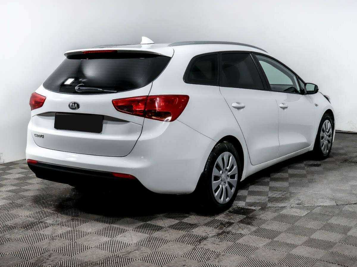 Купить Kia Ceed с пробегом. Фото: #3