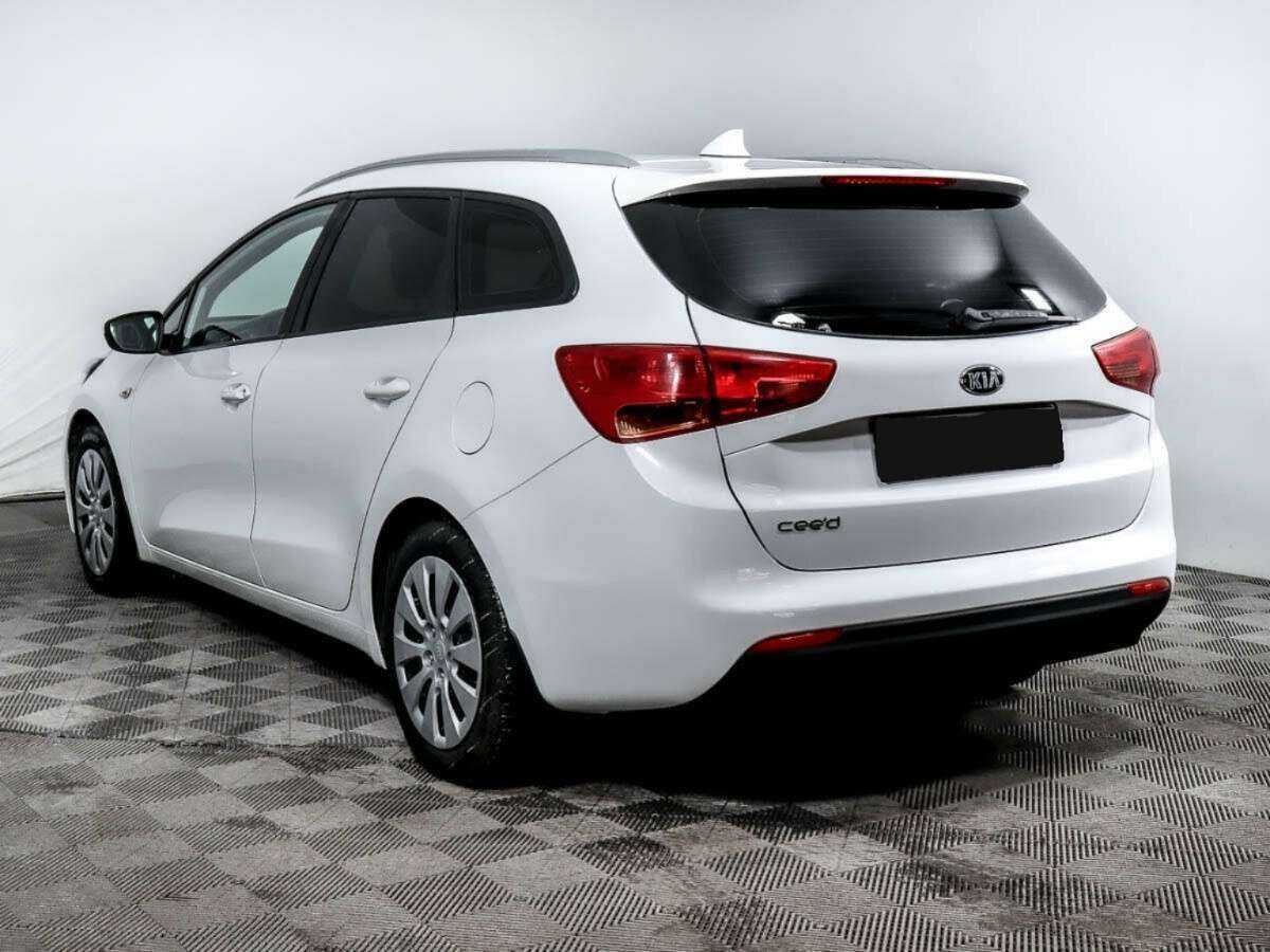 Купить Kia Ceed с пробегом. Фото: #5