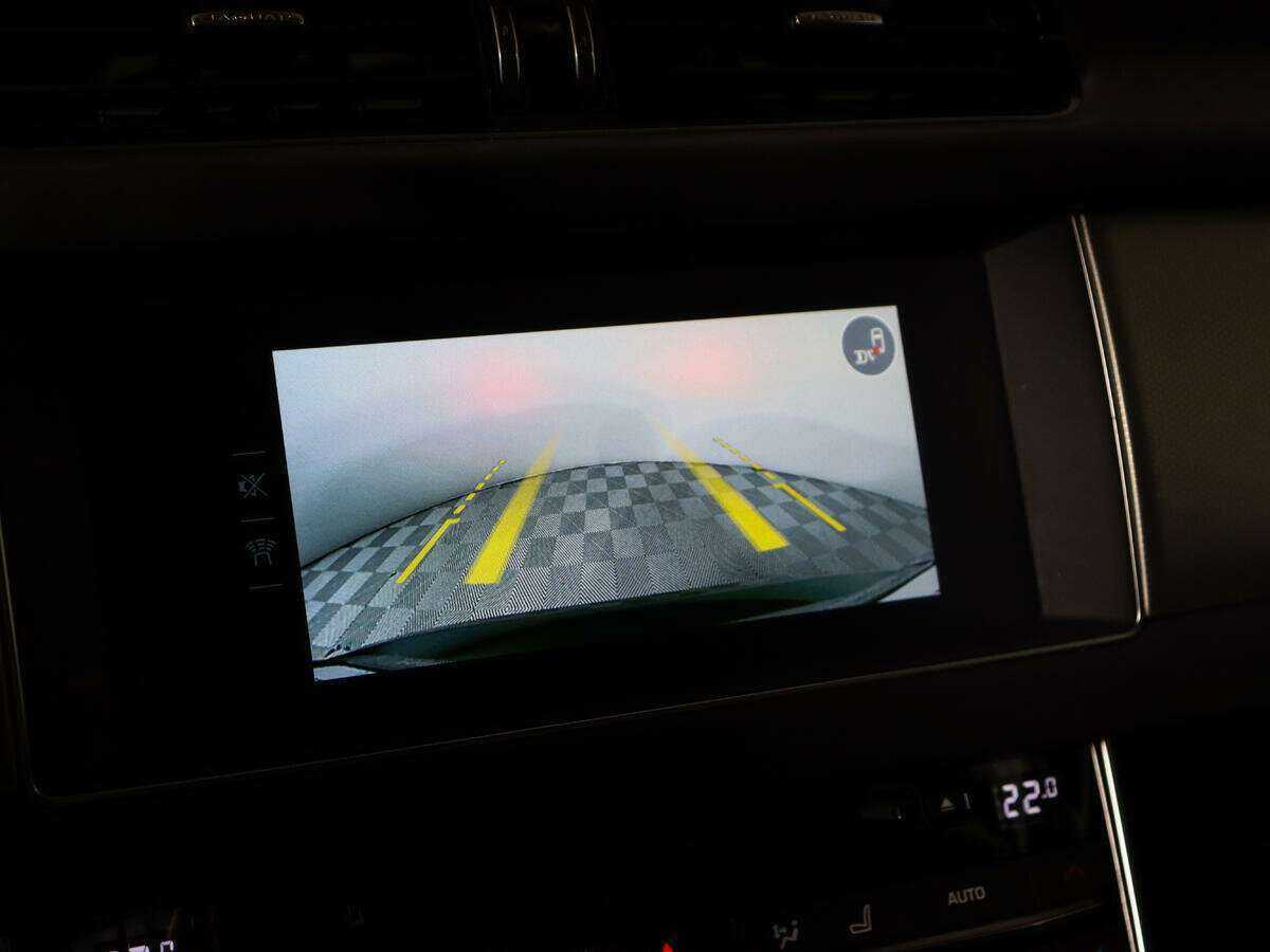 Купить Jaguar XF с пробегом. Фото: #13