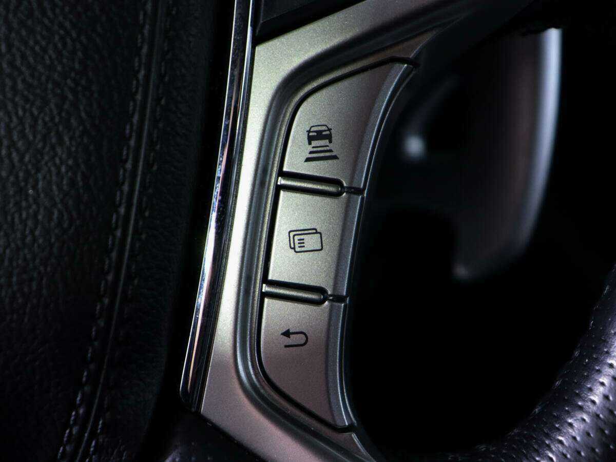 Купить Mitsubishi Pajero Sport с пробегом. Фото: #24