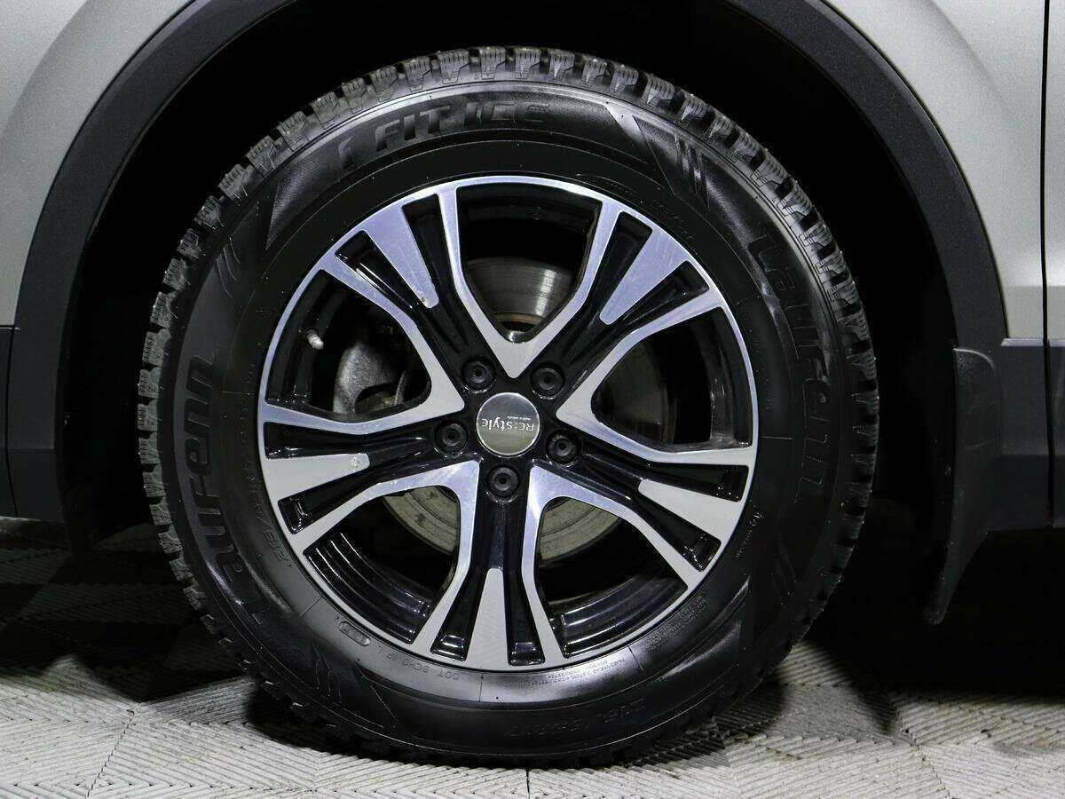 Купить Volkswagen Tiguan с пробегом. Фото: #13