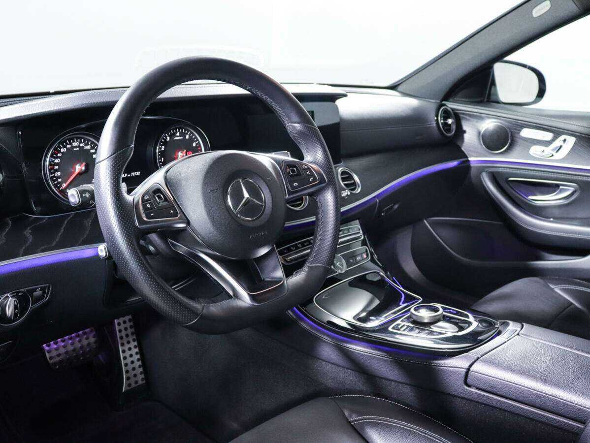 Купить Mercedes-Benz E-Класс с пробегом. Фото: #10