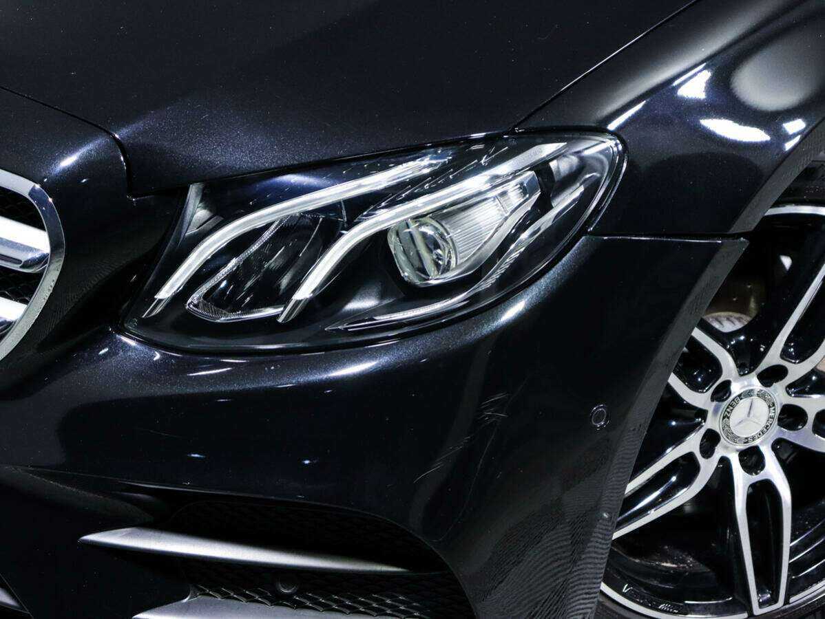 Купить Mercedes-Benz E-Класс с пробегом. Фото: #11