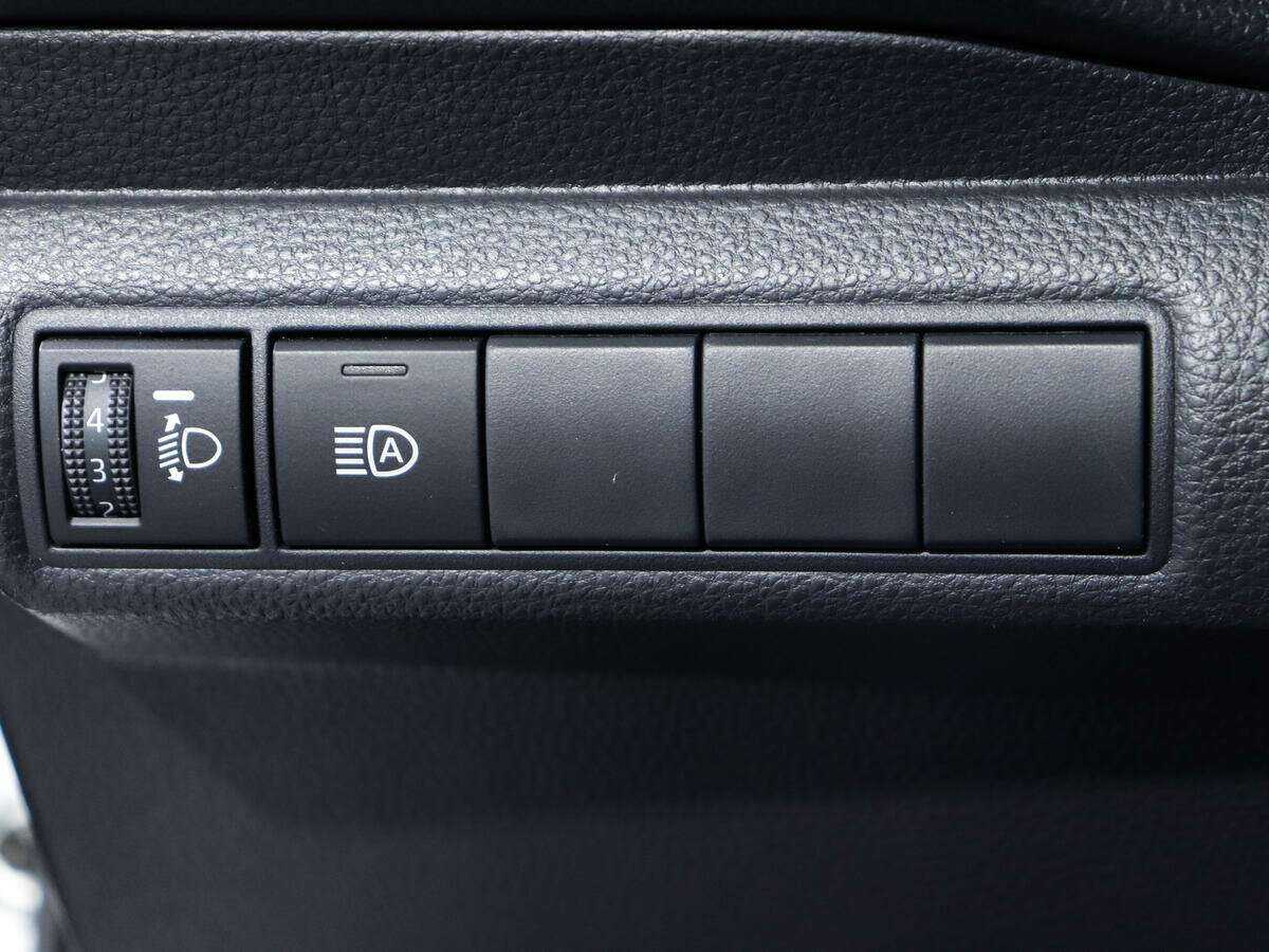 Купить Toyota Corolla с пробегом. Фото: #14