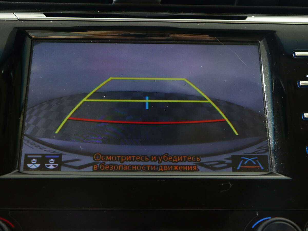 Купить Toyota Camry с пробегом. Фото: #11