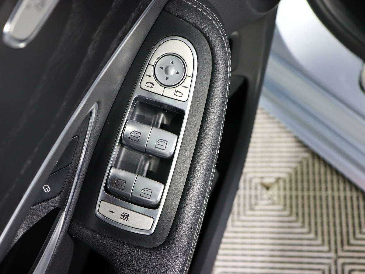 Купить Mercedes-Benz C-Класс с пробегом. Фото: #14
