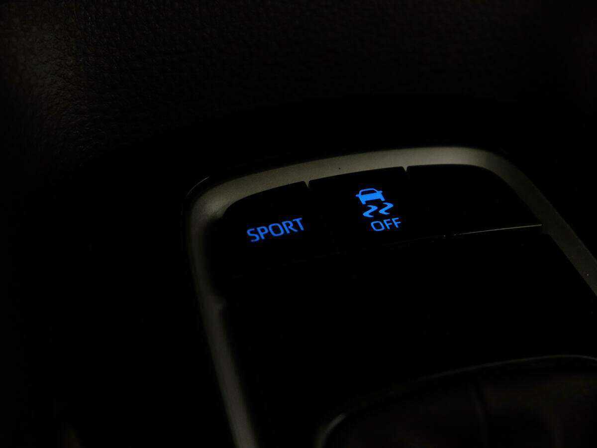 Купить Toyota Corolla с пробегом. Фото: #15