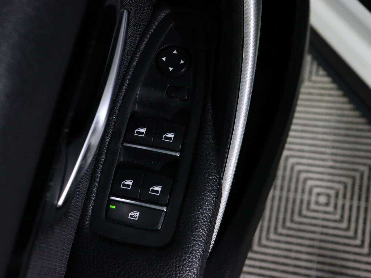 Купить BMW 3 серии с пробегом. Фото: #14