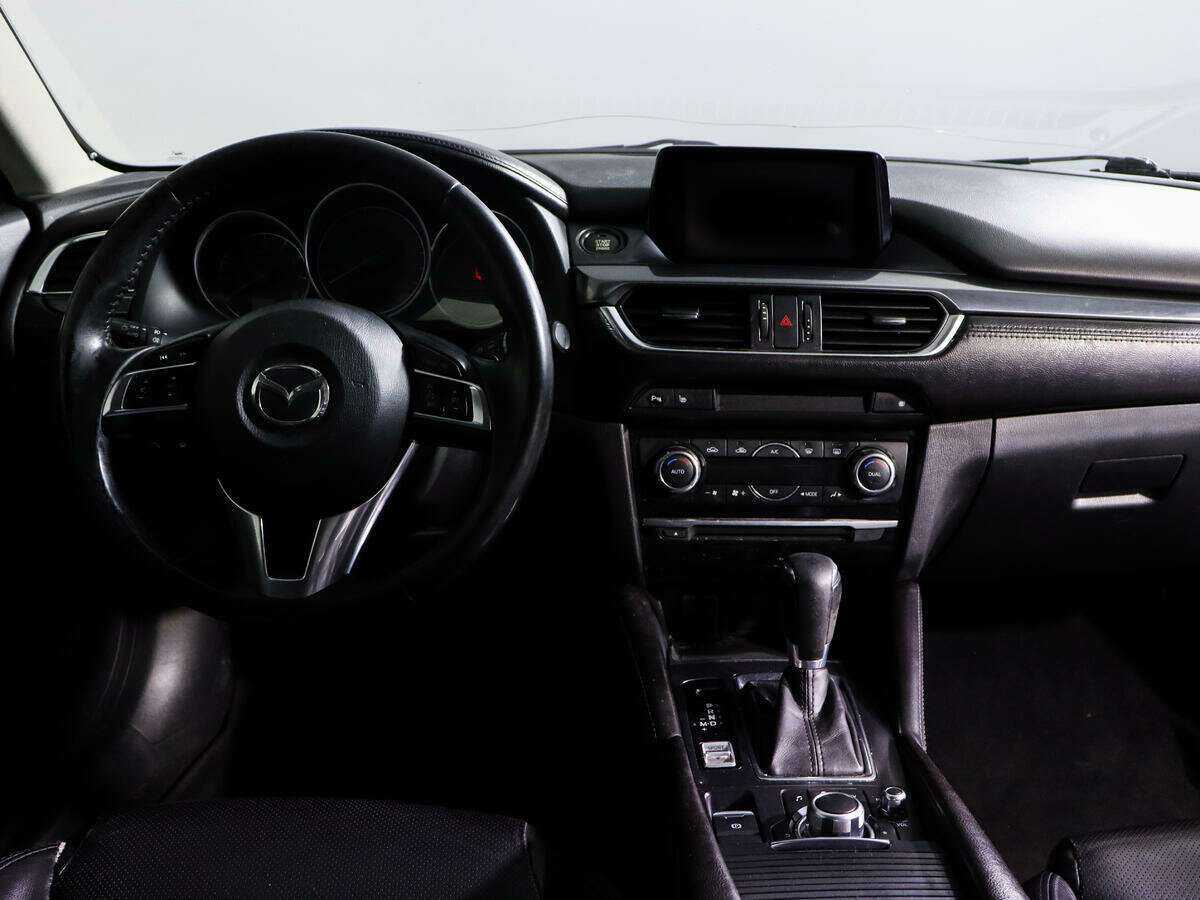 Купить Mazda 6 с пробегом. Фото: #9