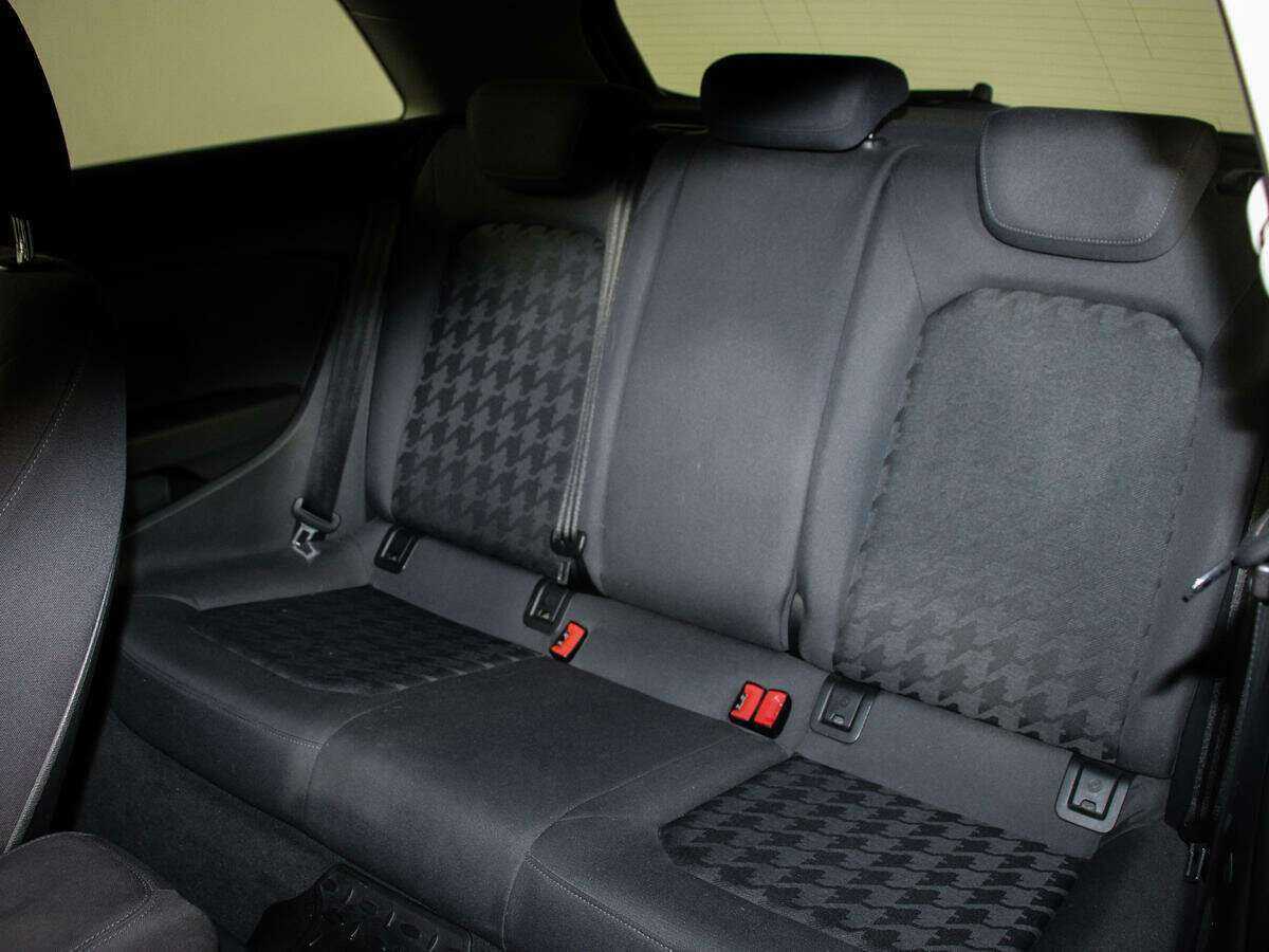 Купить Audi A3 с пробегом. Фото: #9