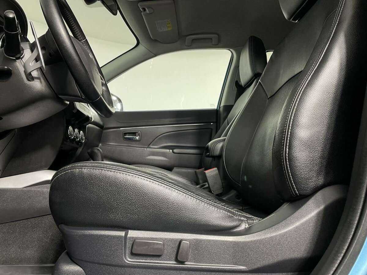 Купить Mitsubishi ASX с пробегом. Фото: #9