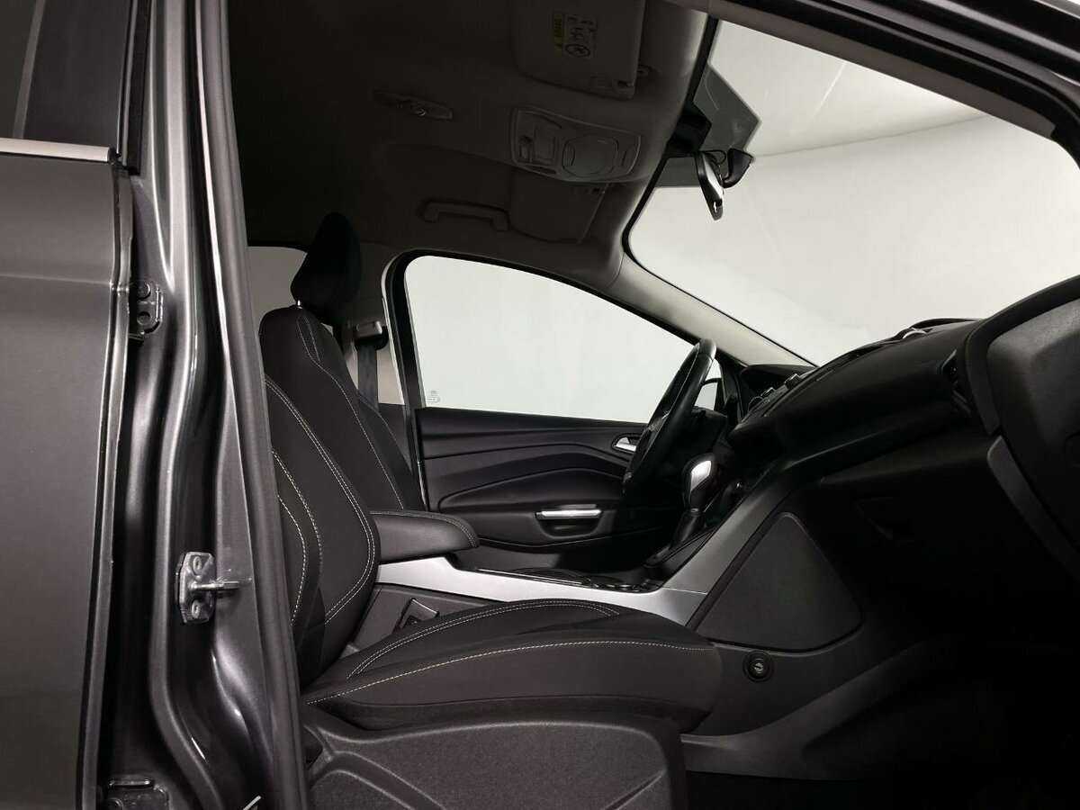 Купить Ford Kuga с пробегом. Фото: #13