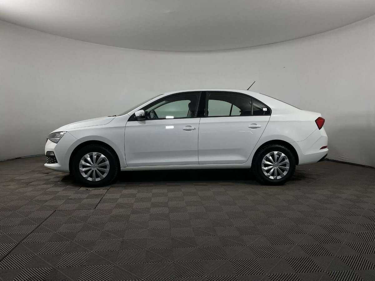 Купить Skoda Rapid с пробегом. Фото: #4