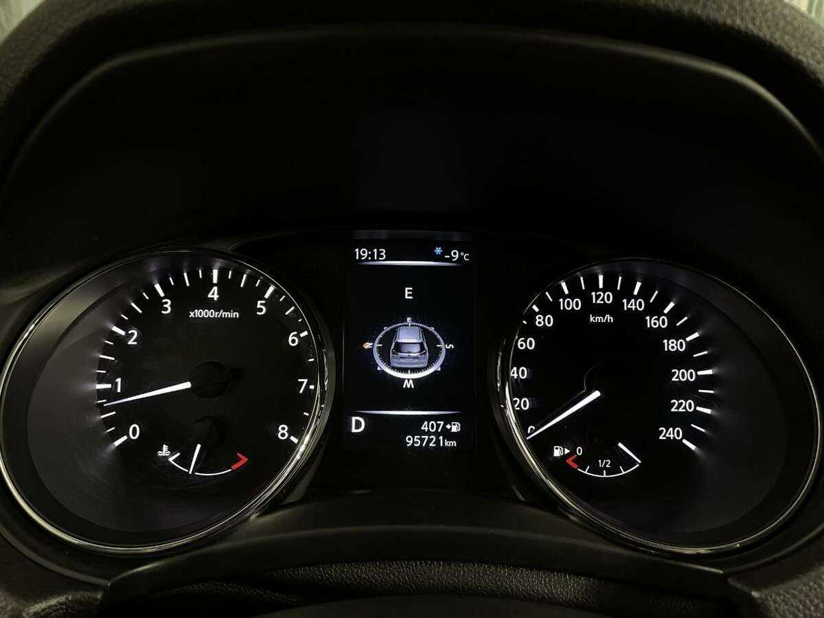 Купить Nissan X-Trail с пробегом. Фото: #9