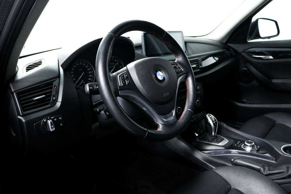 Купить BMW X1 с пробегом. Фото: #12