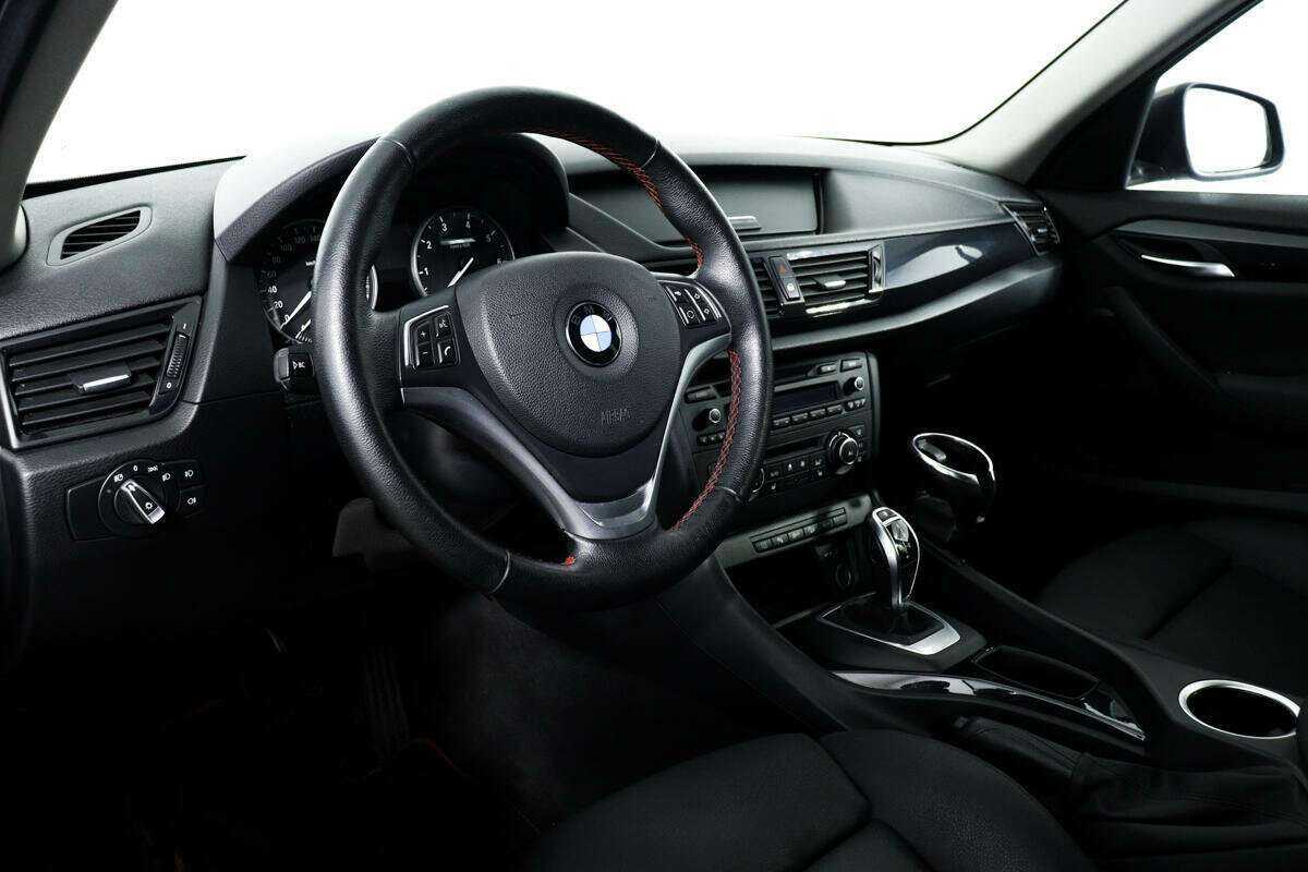 Купить BMW X1 с пробегом. Фото: #12