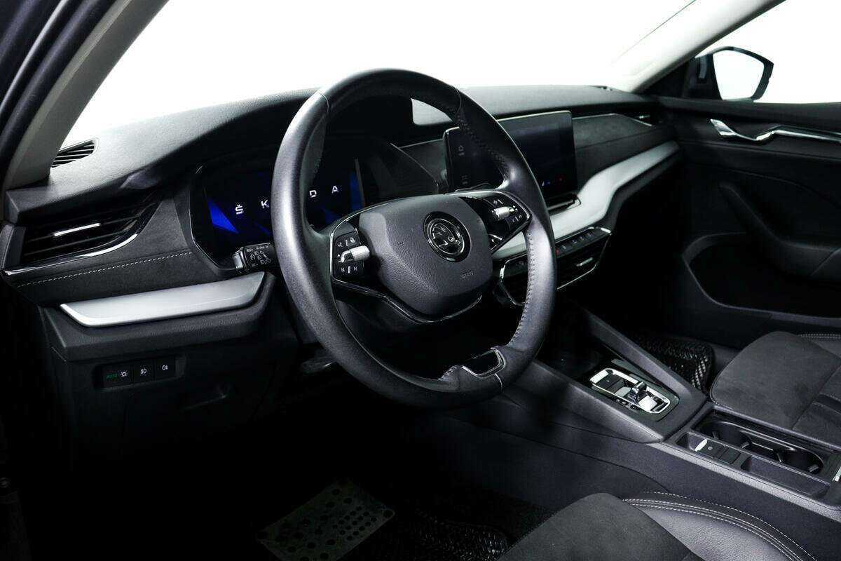 Купить Skoda Octavia с пробегом. Фото: #11