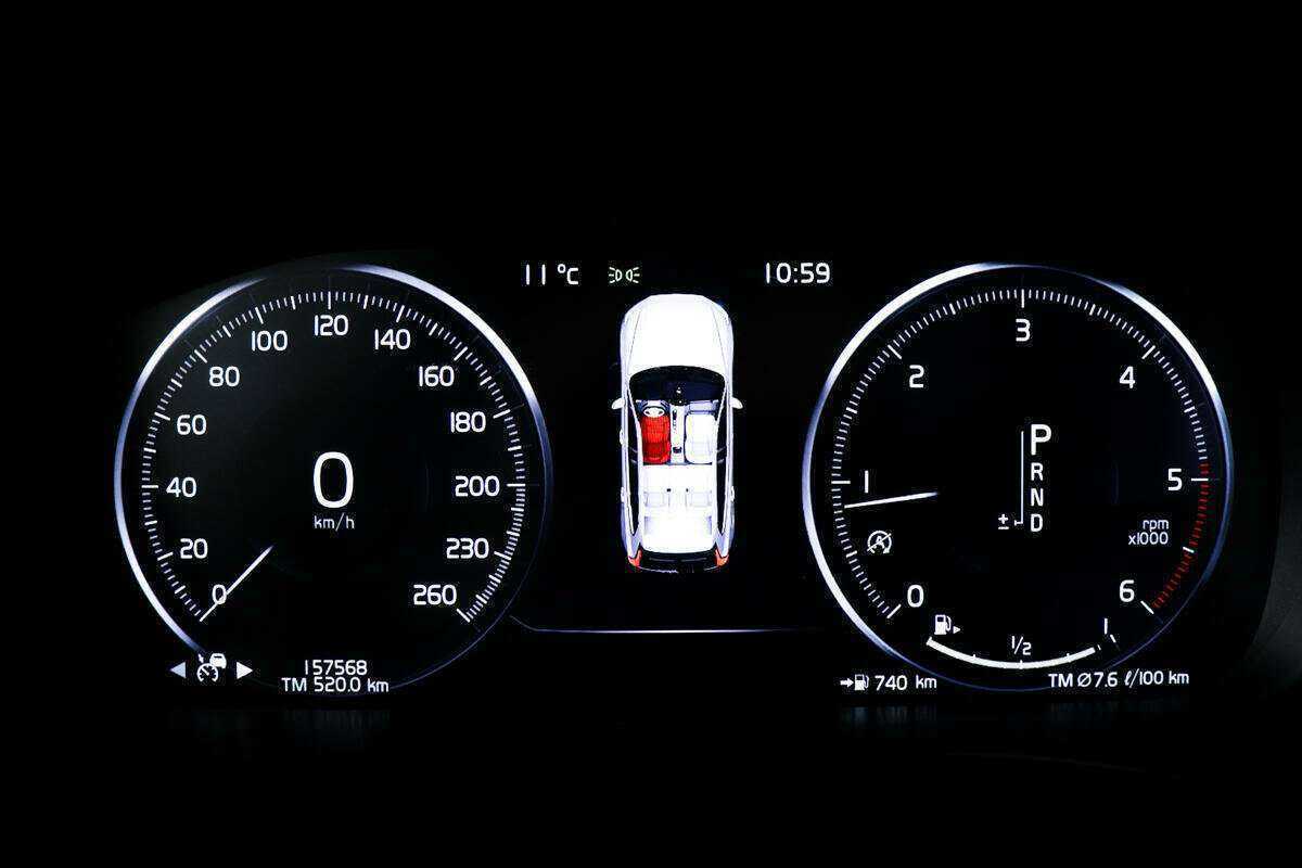 Купить Volvo XC60 с пробегом. Фото: #9