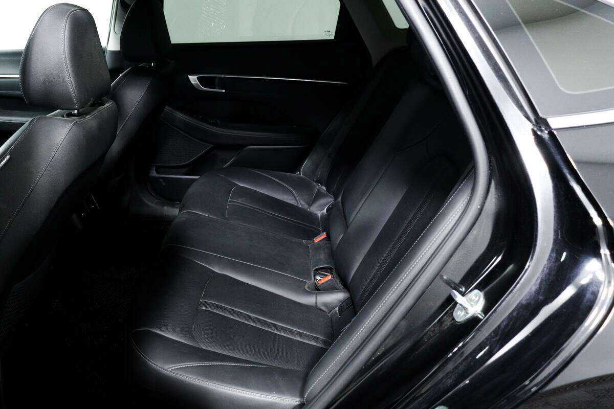 Купить Hyundai Sonata с пробегом. Фото: #8