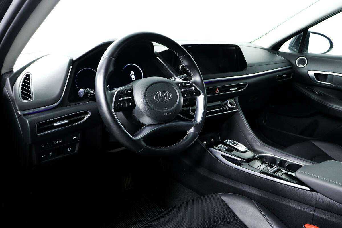 Купить Hyundai Sonata с пробегом. Фото: #9