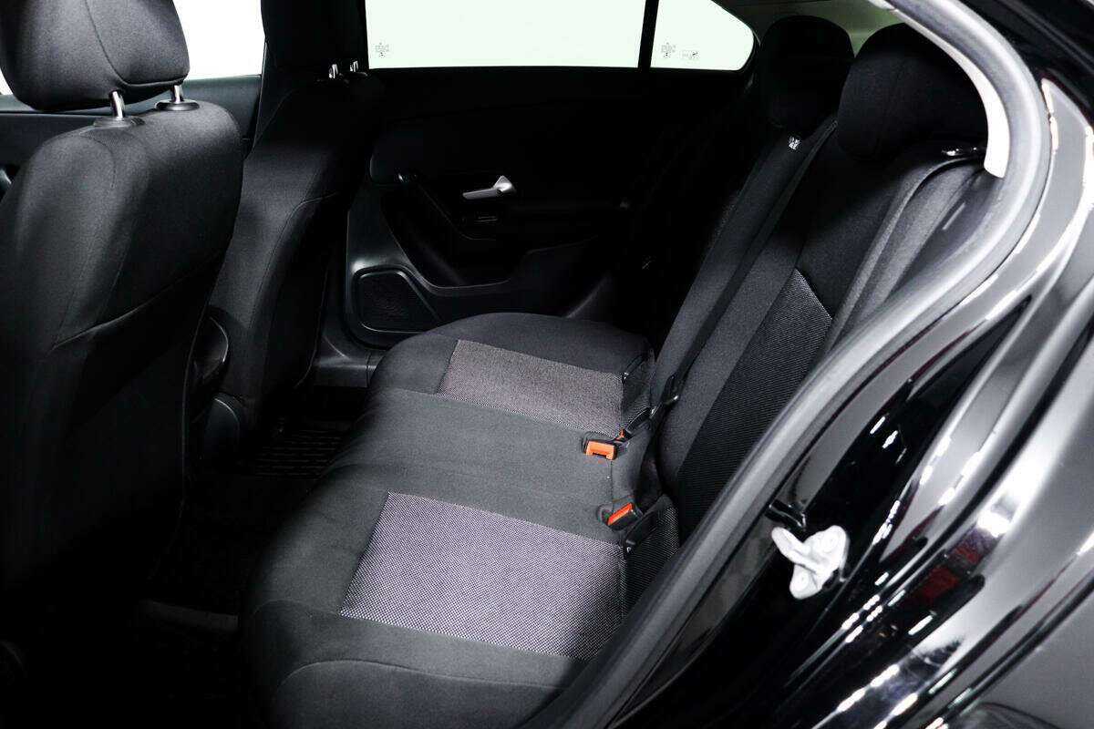 Купить Mercedes-Benz A-Класс с пробегом. Фото: #11