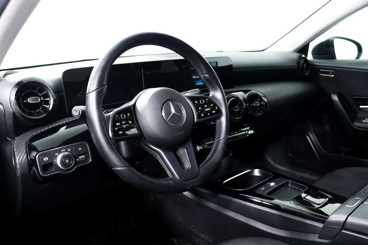 Купить Mercedes-Benz A-Класс с пробегом. Фото: #12