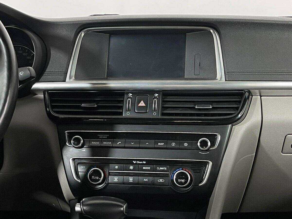 Купить Kia Optima с пробегом. Фото: #11