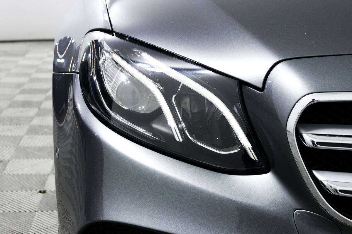 Купить Mercedes-Benz E-Класс с пробегом. Фото: #14