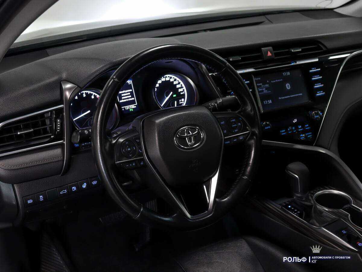 Купить Toyota Camry с пробегом. Фото: #15