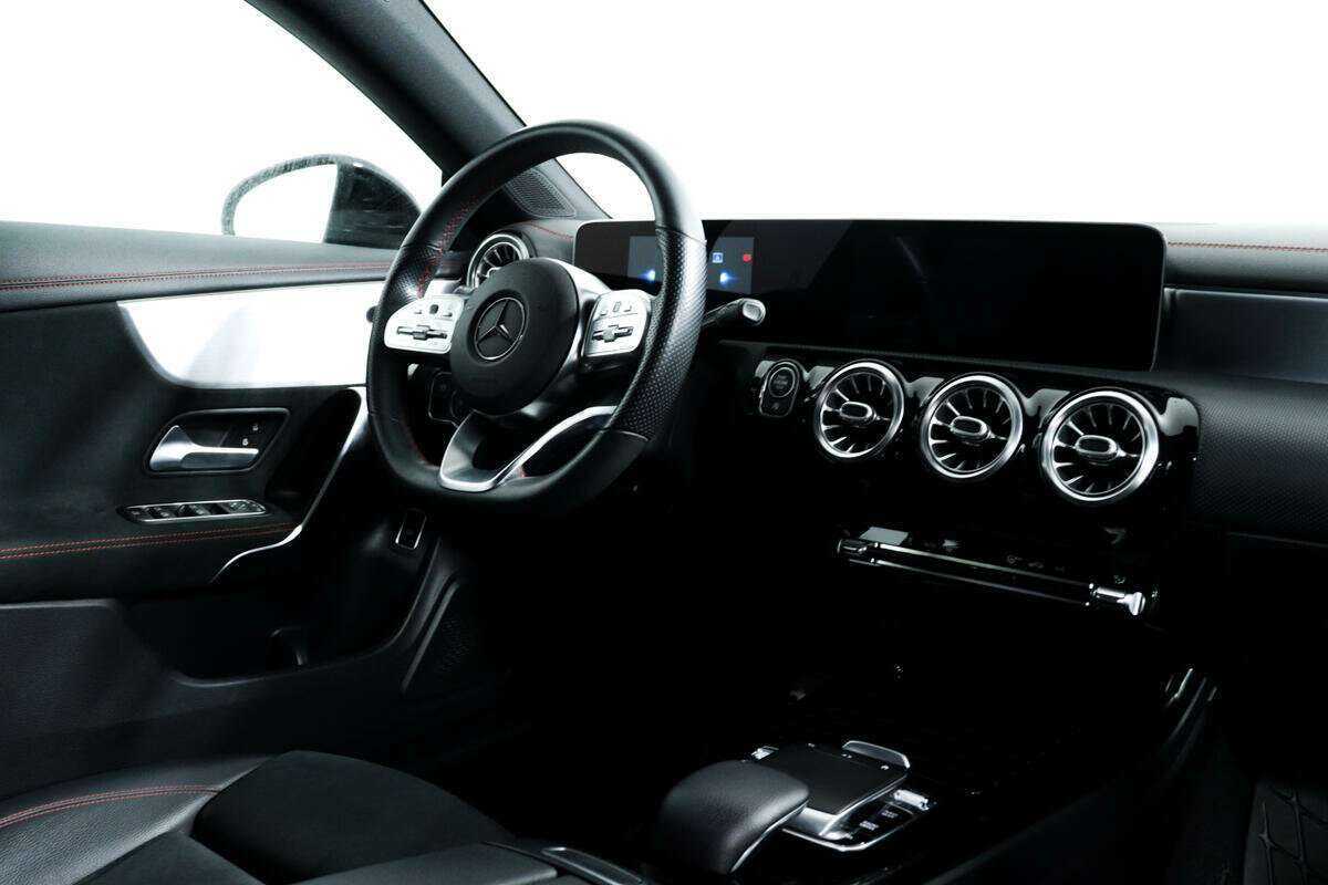 Купить Mercedes-Benz CLA с пробегом. Фото: #8