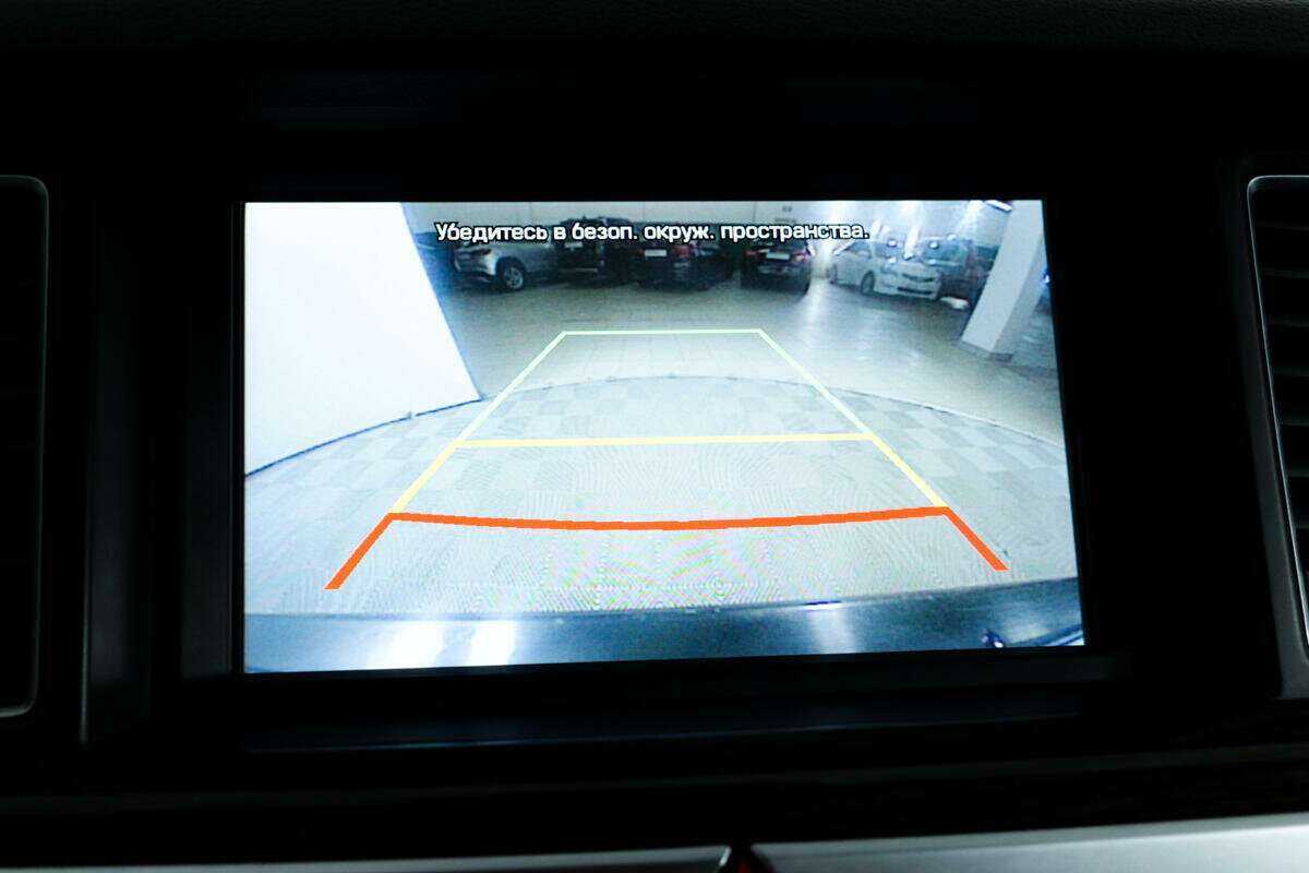 Купить Hyundai Genesis с пробегом. Фото: #13