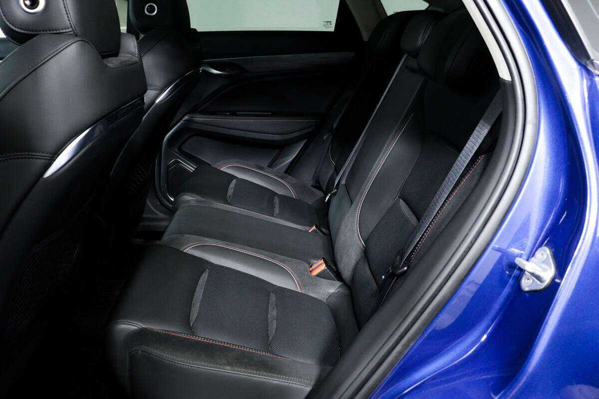 Купить Geely Tugella с пробегом. Фото: #11