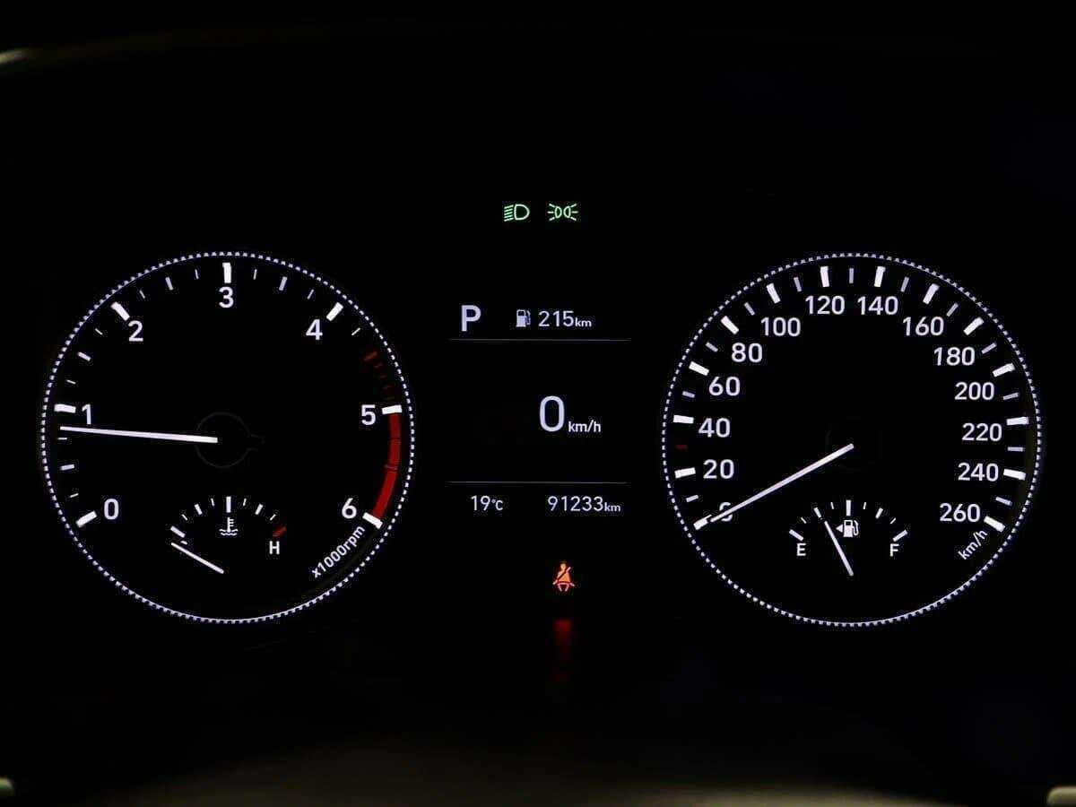 Купить Hyundai Santa Fe с пробегом. Фото: #9