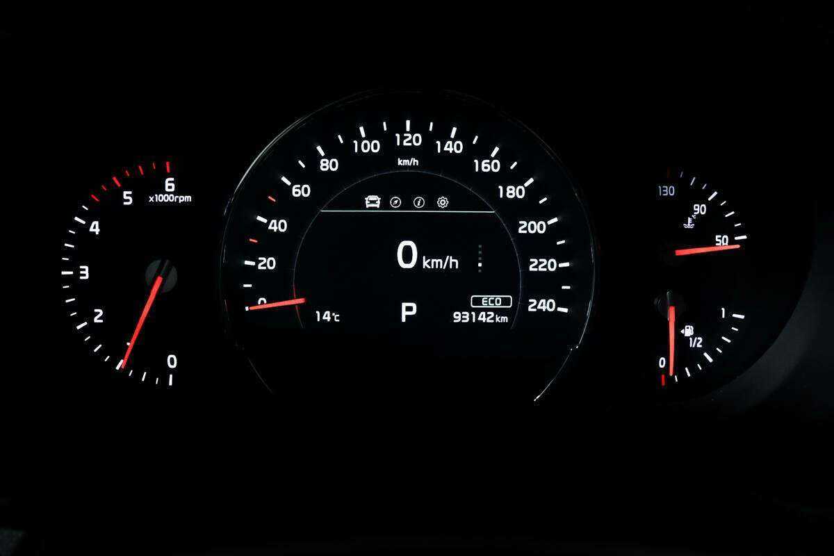 Купить Kia Sorento с пробегом. Фото: #9