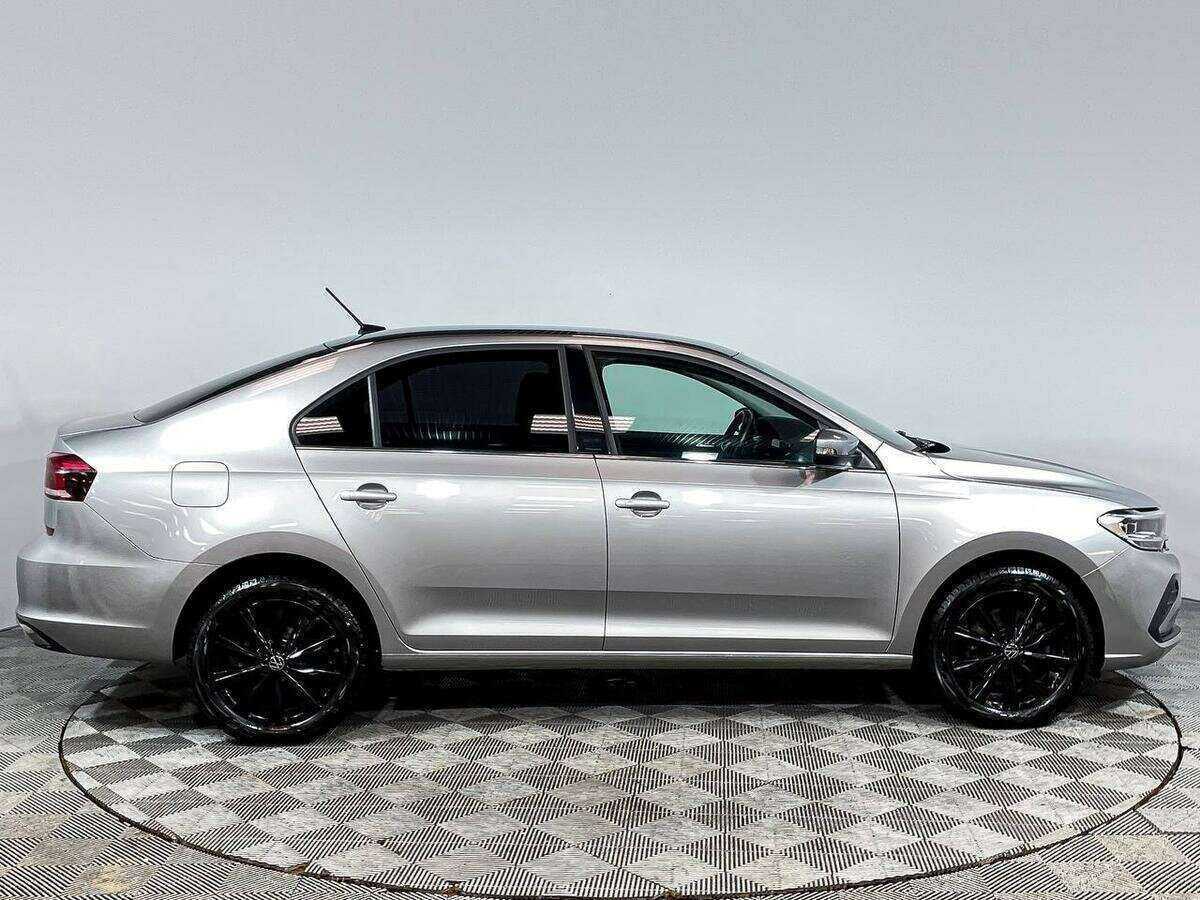 Купить Volkswagen Polo с пробегом. Фото: #2