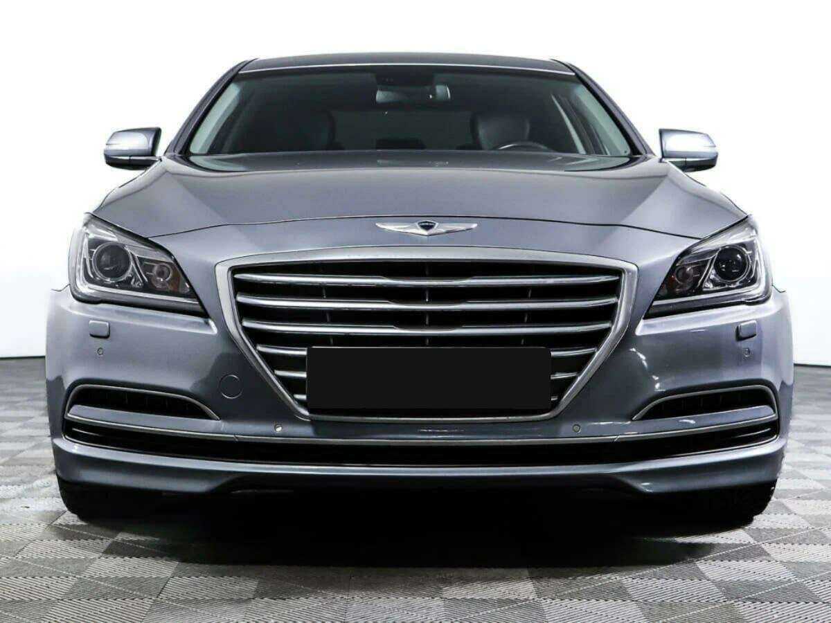 Купить Hyundai Genesis с пробегом. Фото: #1