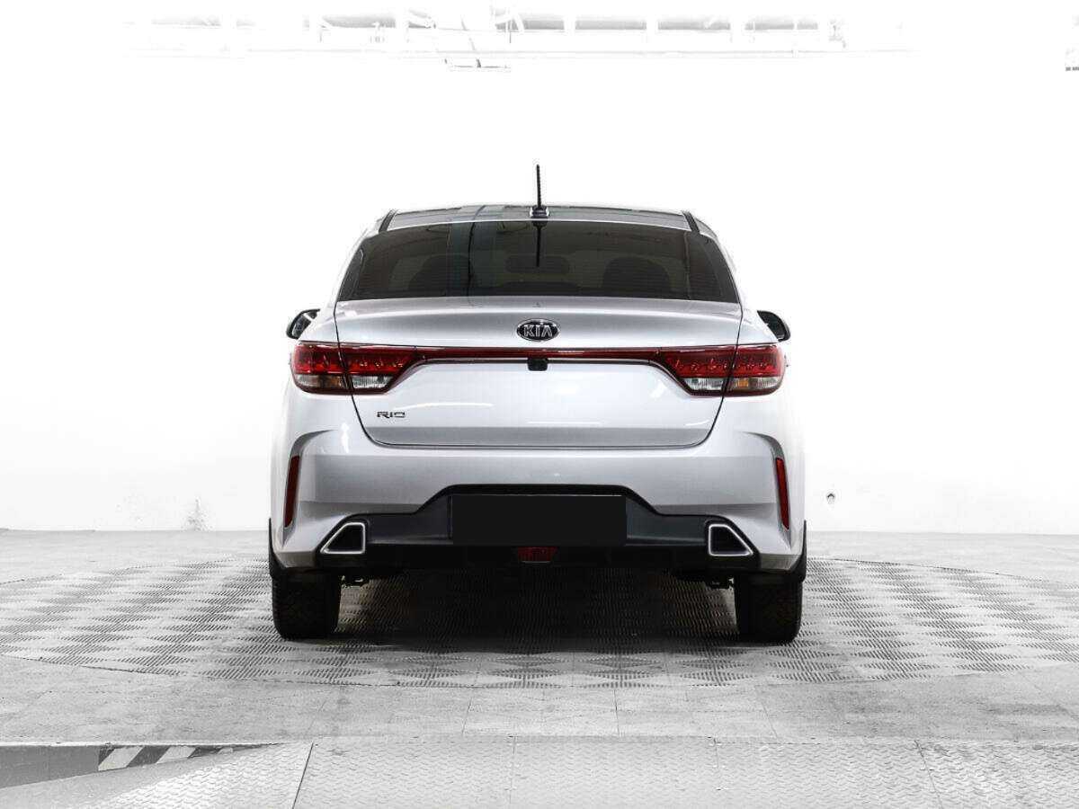 Купить Kia Rio с пробегом. Фото: #5