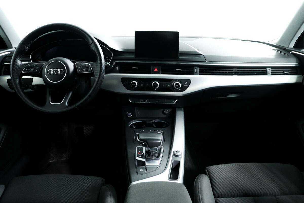 Купить Audi A4 с пробегом. Фото: #10