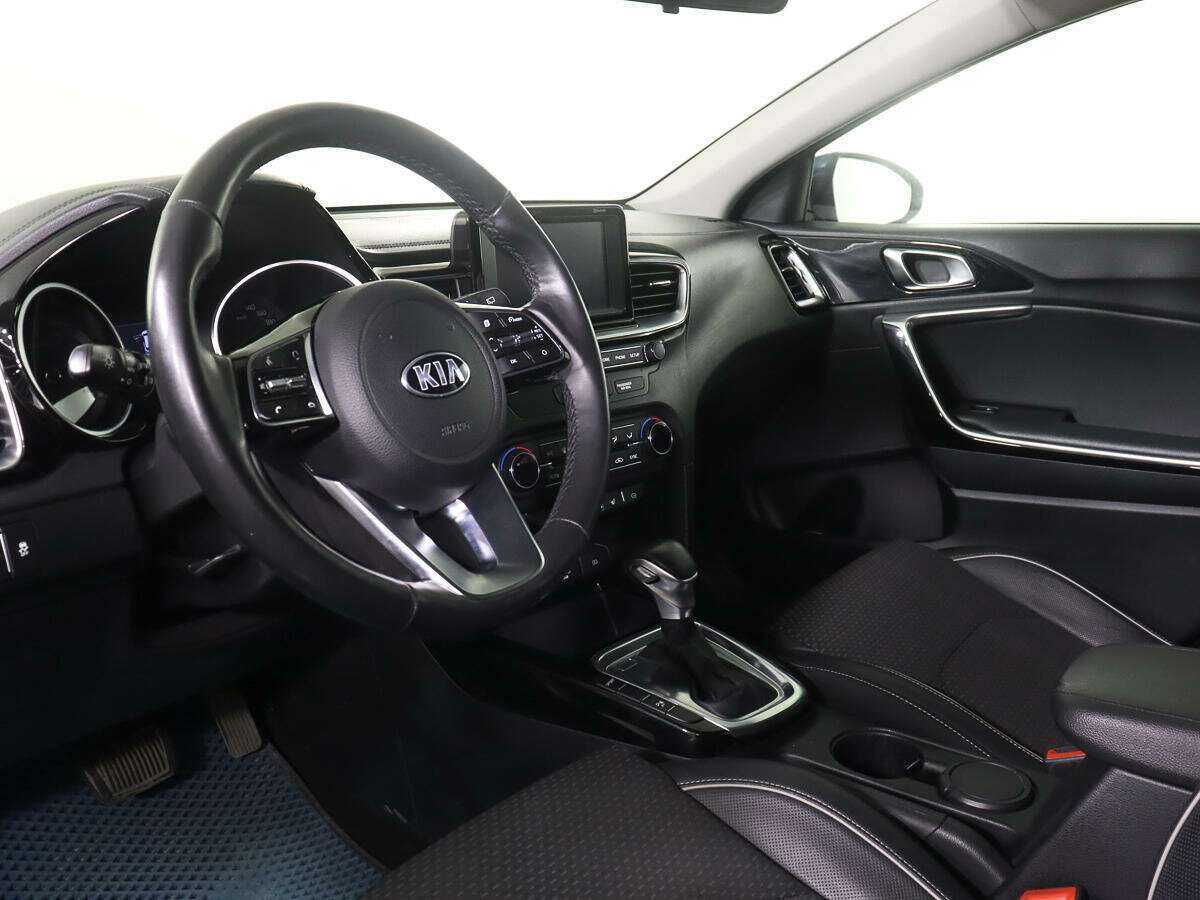 Купить Kia Ceed с пробегом. Фото: #12