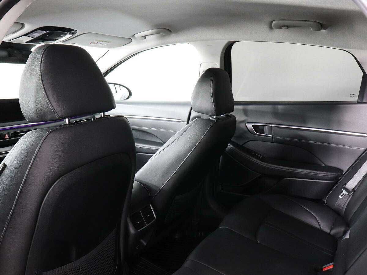 Купить Hyundai Sonata с пробегом. Фото: #11