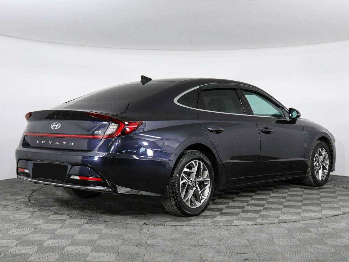 Купить Hyundai Sonata с пробегом. Фото: #4