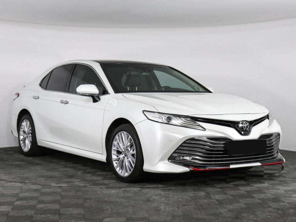 Купить Toyota Camry с пробегом. Фото: #2