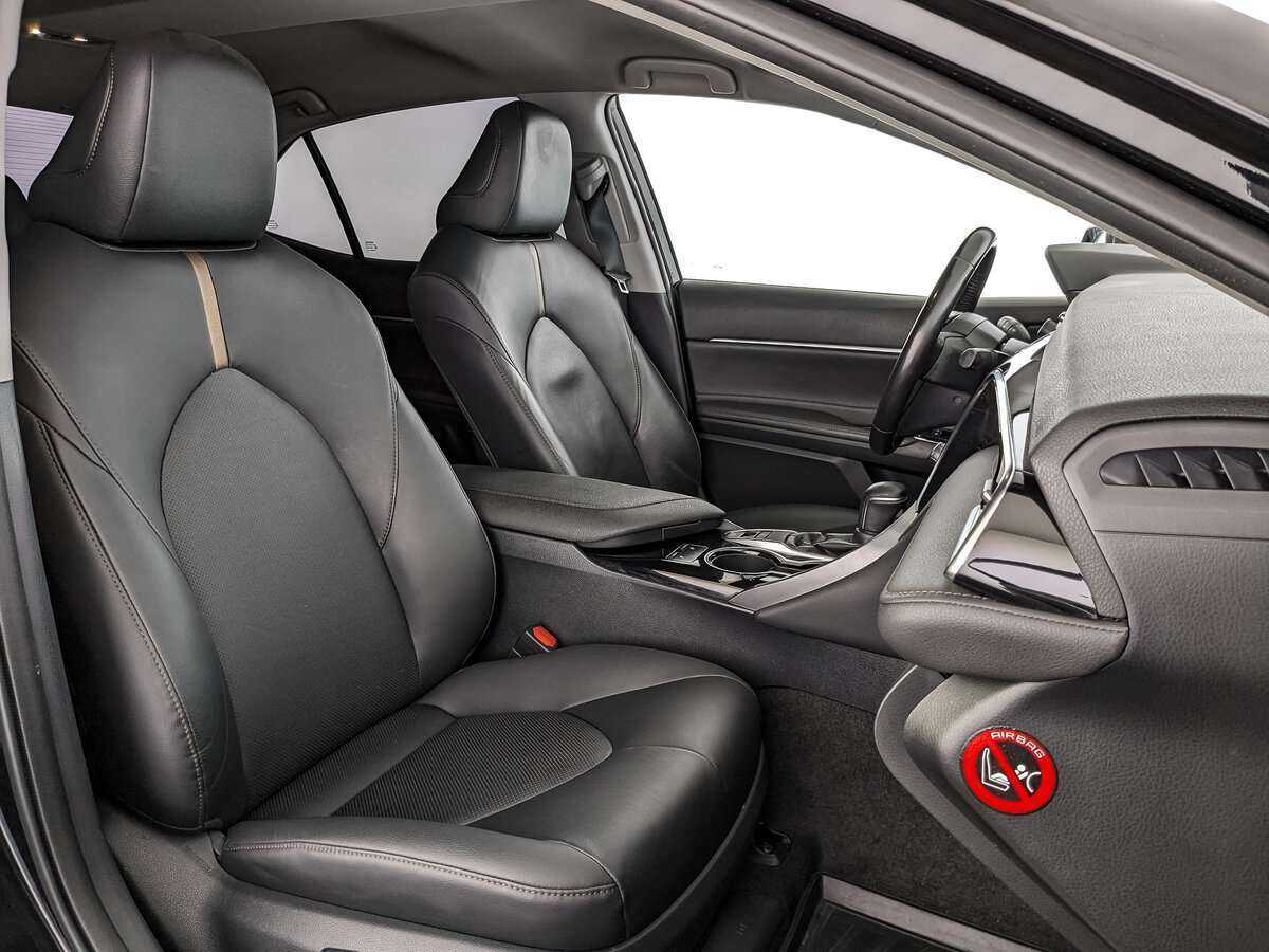 Купить Toyota Camry с пробегом. Фото: #16