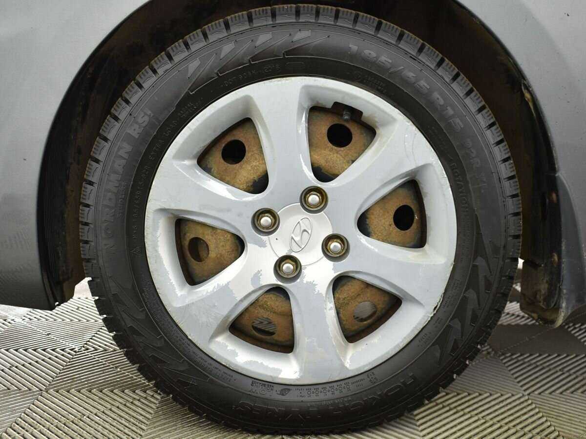 Купить Hyundai Solaris с пробегом. Фото: #7