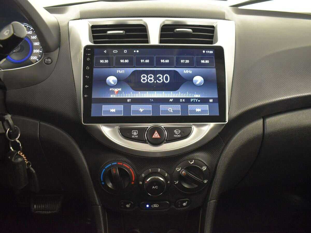 Купить Hyundai Solaris с пробегом. Фото: #11