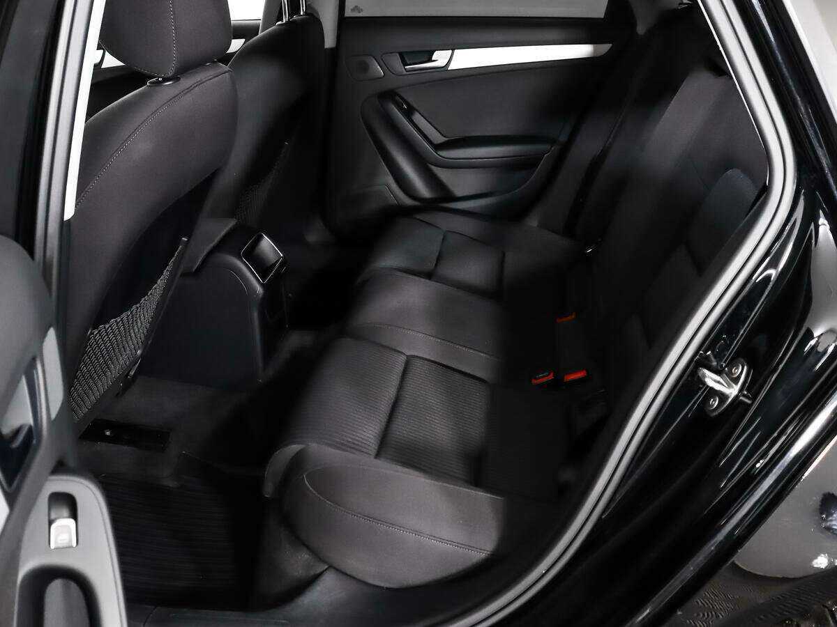 Купить Audi A4 с пробегом. Фото: #9