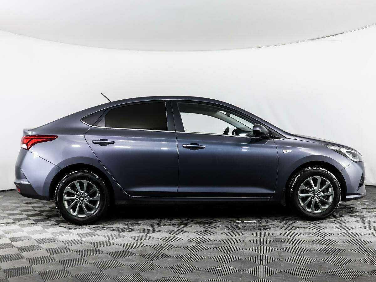 Купить Hyundai Solaris с пробегом. Фото: #3