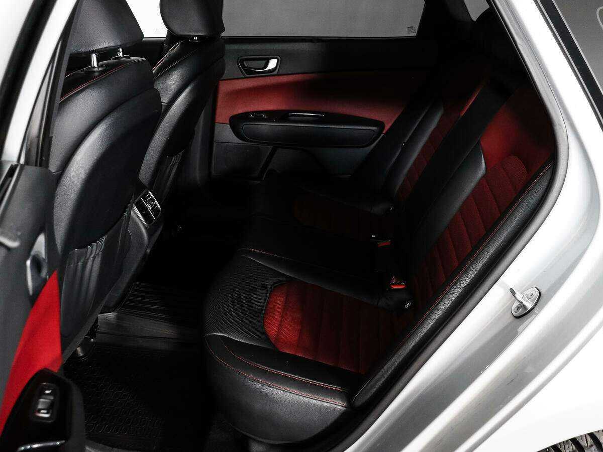 Купить Kia Optima с пробегом. Фото: #15